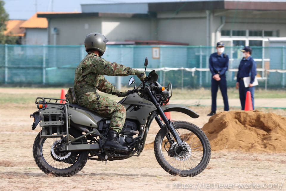 陸上自衛隊第14施設隊の偵察用オートバイ