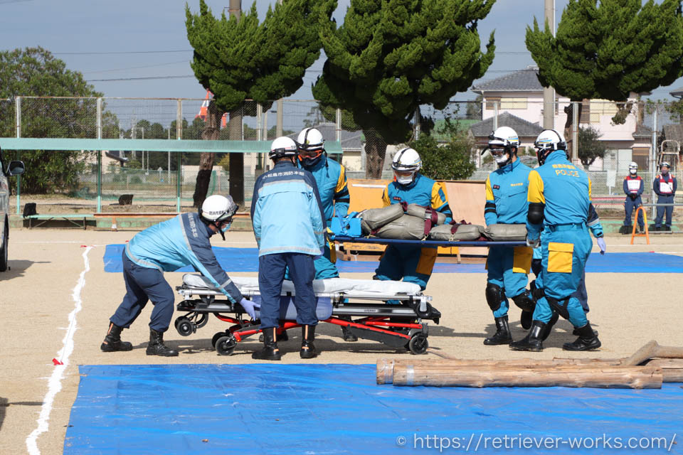 徳島県警察広域緊急援助隊による救助活動