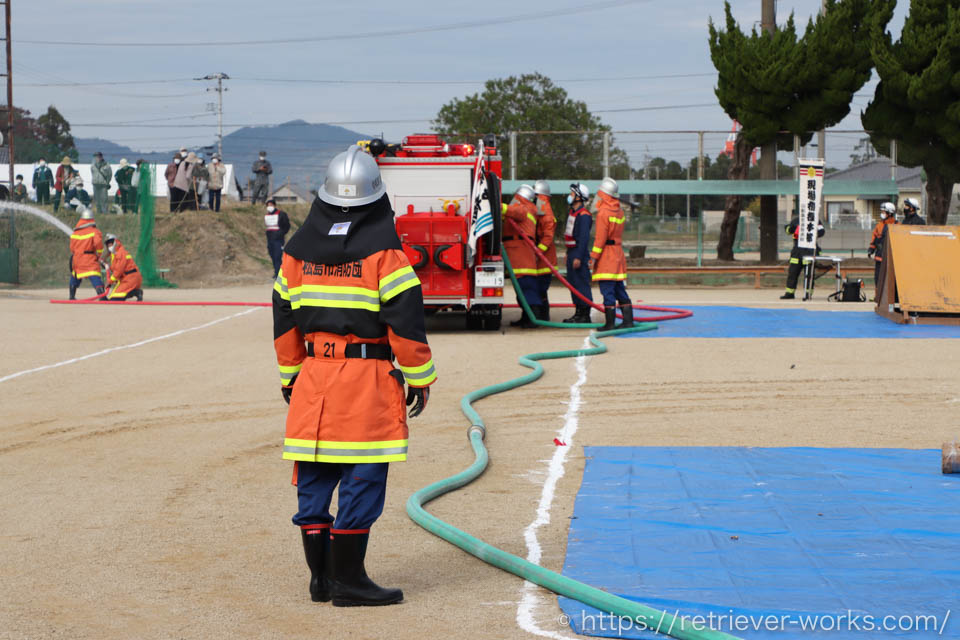 小松島市消防団による建物火災消火訓練
