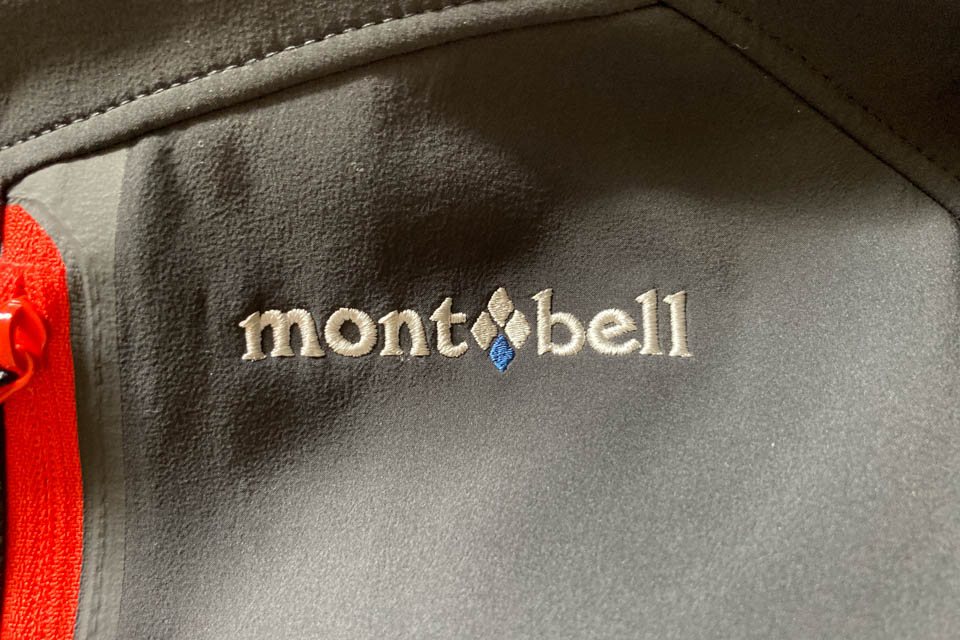 モンベルのロゴ