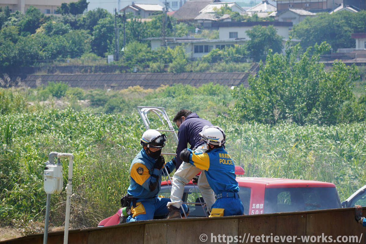 奈良県警察による救出訓練