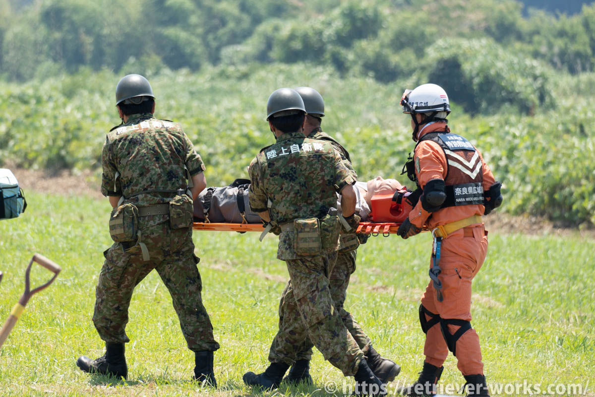奈良県広域消防組合、陸上自衛隊による救出訓練