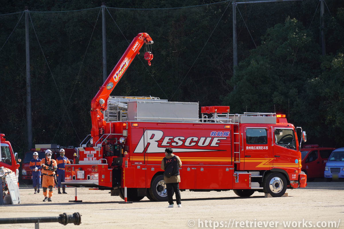 泉州南消防組合による救出訓練