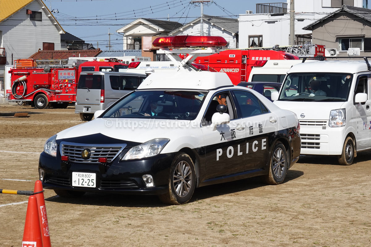 大阪府警察・警らパトカー
